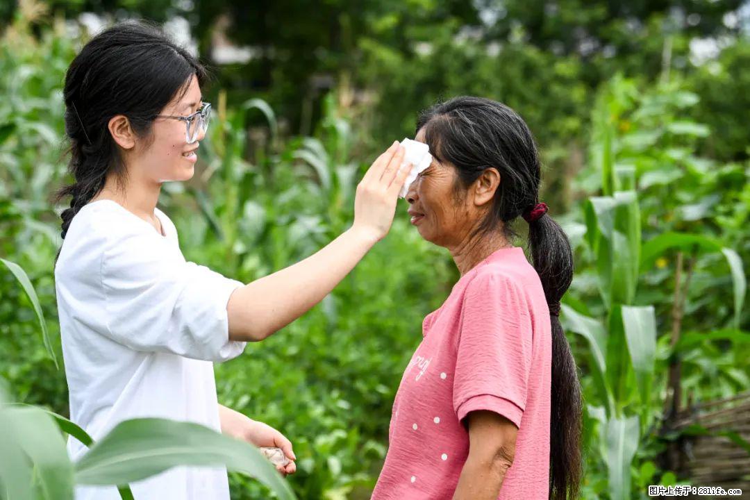 全网追的“扁担女孩”，找了一份暑假工，时薪12元 - 株洲生活资讯 - 株洲28生活网 zhuzhou.28life.com